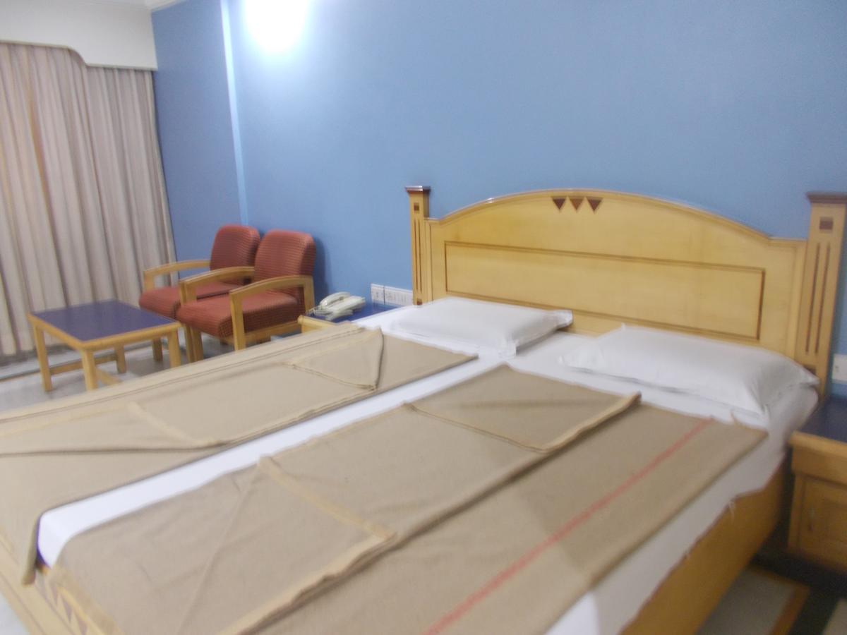 Modern Hotel Бенґалуру Екстер'єр фото